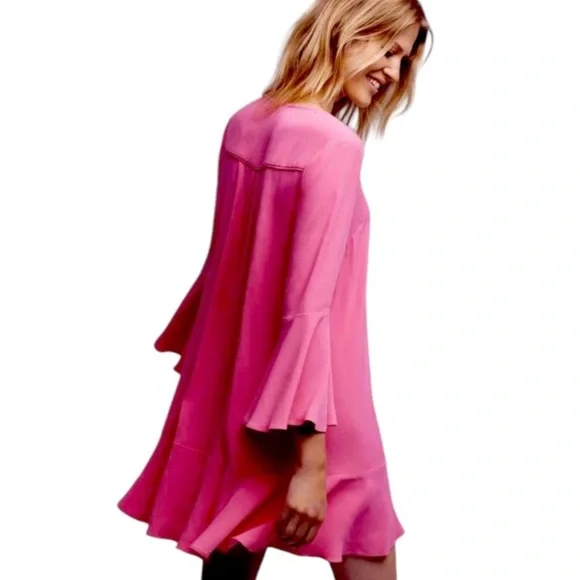 Anthropologie Dress Womens 4 HD In Paris Bell Sleeve Barbie Pink Feminine Mini - Picture 2 of 9
